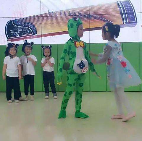 星海唐山演藝傳媒公司教大家拜厄，車爾尼，湯普森有何異同？怎樣搭配？